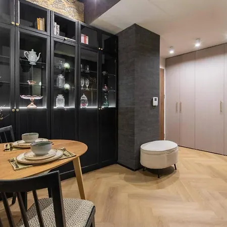 Apartment Kasprzaka 29 *