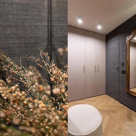 Kasprzaka 29 公寓 *